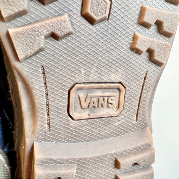 Gorpcore Hiking Sneakers Vans Suede Trail Shoes Lug Sole Men 11.5 Core Retro - Picture 7 of 13